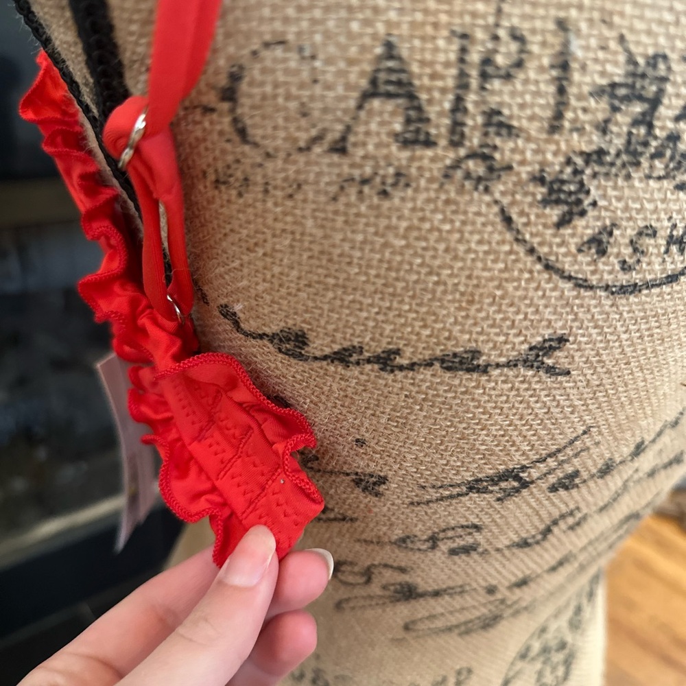 🐣NWT Wild Fable Red Ruffle Bikini Top - Picture 9 of 10